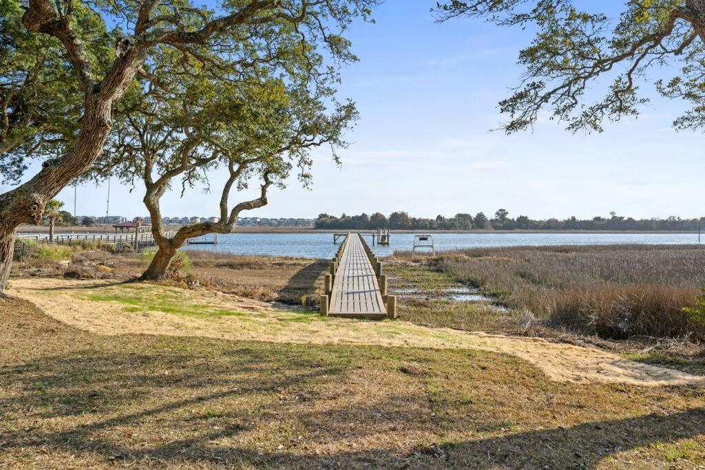 Dolphin Cove - Whole Waterfront House With Dock Villa Ocean Isle Beach Exterior foto