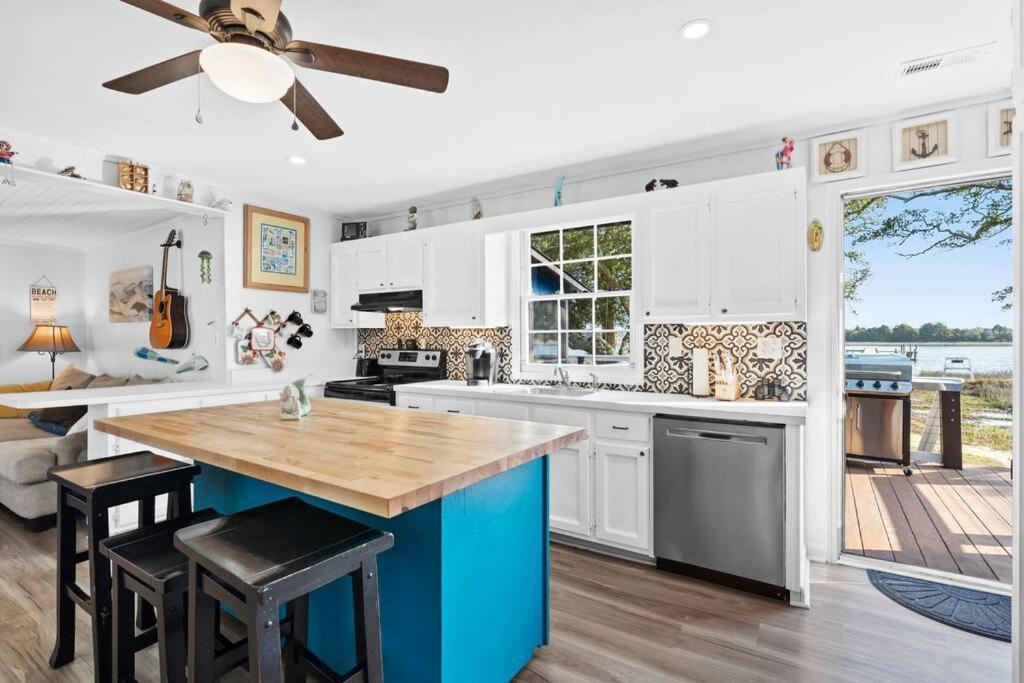Dolphin Cove - Whole Waterfront House With Dock Villa Ocean Isle Beach Exterior foto