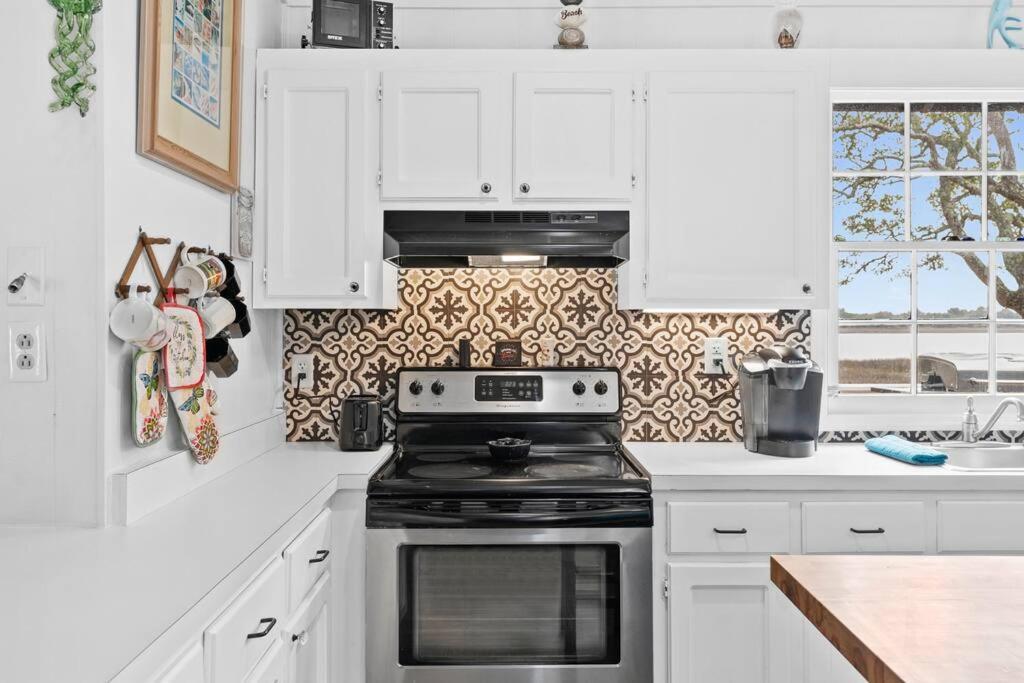 Dolphin Cove - Whole Waterfront House With Dock Villa Ocean Isle Beach Exterior foto