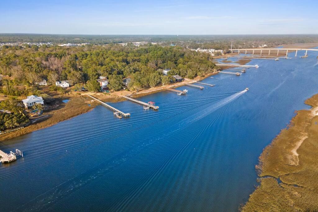 Dolphin Cove - Whole Waterfront House With Dock Villa Ocean Isle Beach Exterior foto