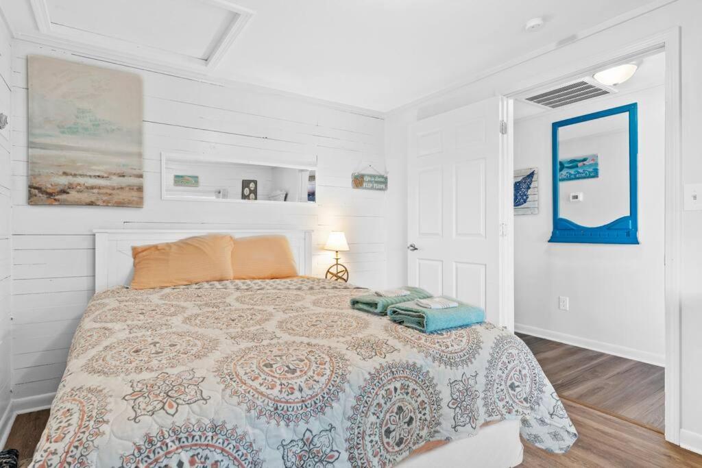 Dolphin Cove - Whole Waterfront House With Dock Villa Ocean Isle Beach Exterior foto
