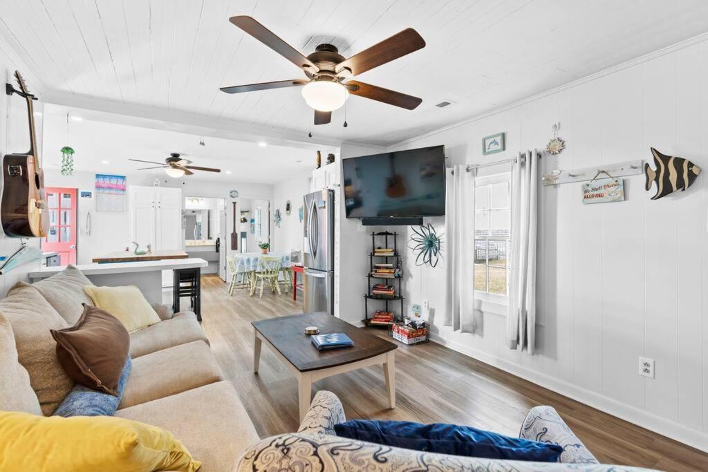 Dolphin Cove - Whole Waterfront House With Dock Villa Ocean Isle Beach Exterior foto